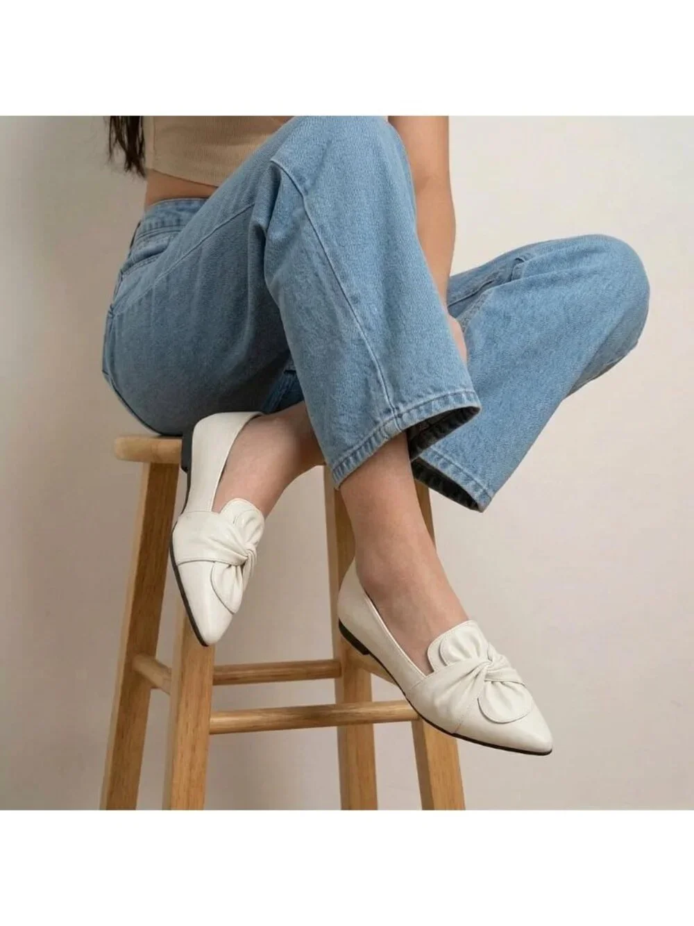 Women's White Soft PU Leather Pointed Toe Ballet Flat Non-Slip Rubber Sole Shoes